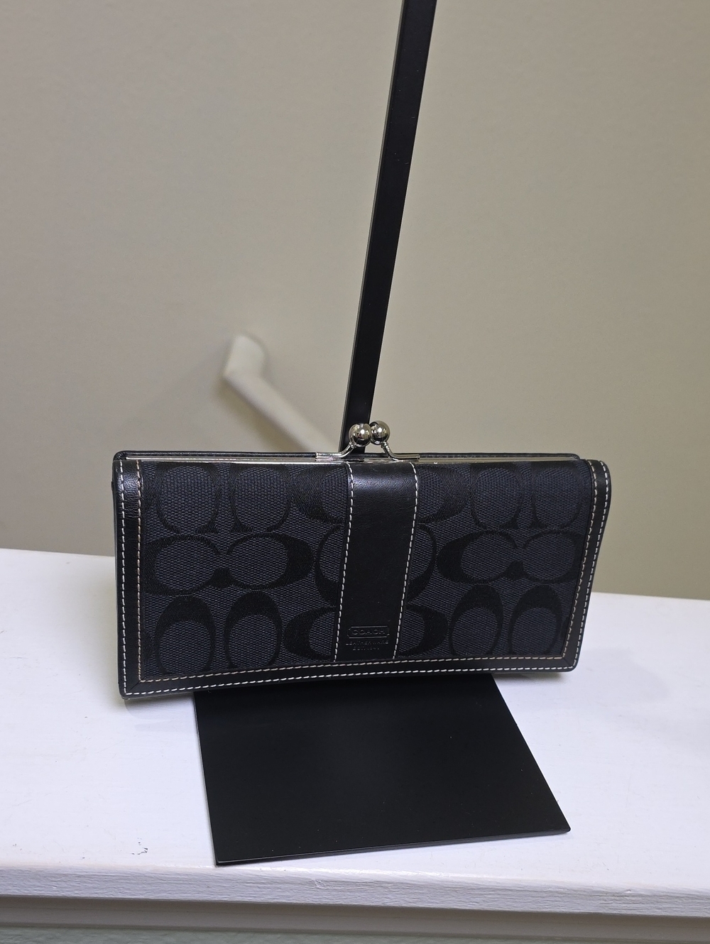 Coach Black Signature Jacquard Kisslock Slim Wallet / Clutch EUC